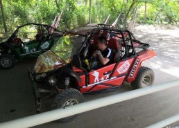 娱乐吃瓜酱自驾游